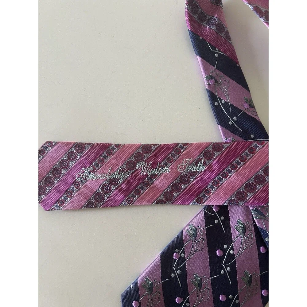 Robert Graham Silk Mens Tie Pink/Purple 